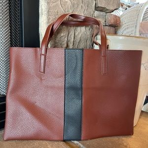 Leather tote bag